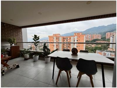 Apartamento de 2 alcobas en venta en Loma De Las Brujas, Envigado, 96 m² · foto 15 de 19