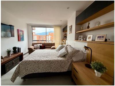 Apartamento de 2 alcobas en venta en Loma De Las Brujas, Envigado, 96 m² · foto 16 de 19