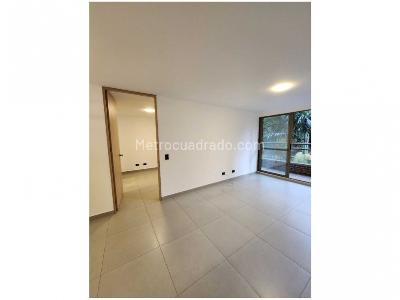 Apartaestudio en venta en El Tesoro, Medellín, 63 m² · foto 2 de 8