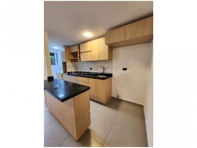 Apartaestudio en venta en El Tesoro, Medellín, 63 m² · foto 3 de 8