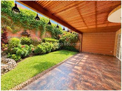Casa de 4 alcobas en venta en Loma Del Escobero, Envigado, 182 m² · foto 6 de 20