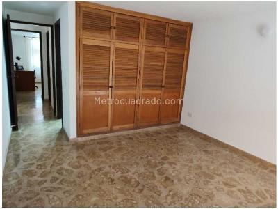 Apartamento de 3 alcobas en venta en Alameda, Medellín, 162 m² · foto 11 de 19