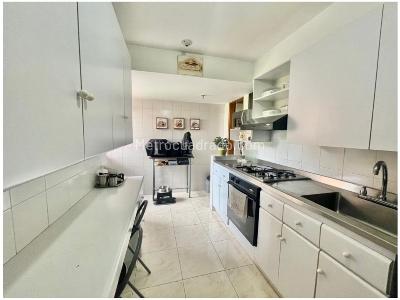 Apartamento de 3 alcobas en venta en La Loma El Tesoro, Medellín, 97 m² · foto 8 de 14