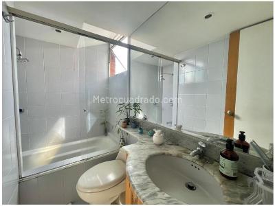 Apartamento de 3 alcobas en venta en La Loma El Tesoro, Medellín, 97 m² · foto 13 de 14