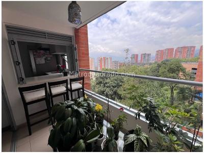 Apartamento de 3 alcobas en venta en Loma De Las Brujas, Envigado, 92 m² · foto 11 de 20