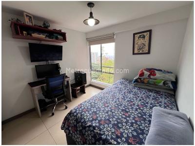 Apartamento de 3 alcobas en venta en Loma De Las Brujas, Envigado, 92 m² · foto 15 de 20