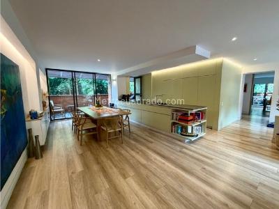 Apartamento de 3 alcobas en venta en El Poblado, Medellín, 130 m² · foto 3 de 12