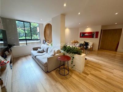 Apartamento de 3 alcobas en venta en El Poblado, Medellín, 130 m² · foto 8 de 12