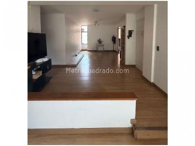 Apartamento de 3 alcobas en venta en Segundo Parque, Medellín, 124 m² · foto 2 de 10