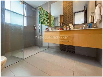 Apartamento de 3 alcobas en venta en Provenza, Medellín, 151 m² · foto 14 de 14