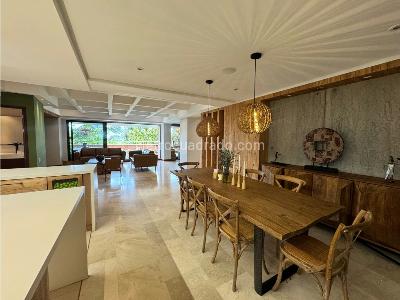Apartamento de 2 alcobas en venta en El Poblado, Medellín, 447 m² · foto 10 de 12