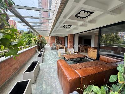 Apartamento de 2 alcobas en venta en El Poblado, Medellín, 447 m² · foto 8 de 12