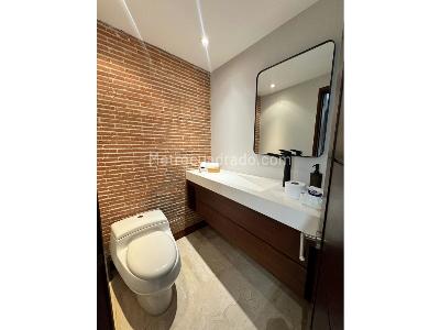 Apartamento de 2 alcobas en venta en El Poblado, Medellín, 447 m² · foto 9 de 12