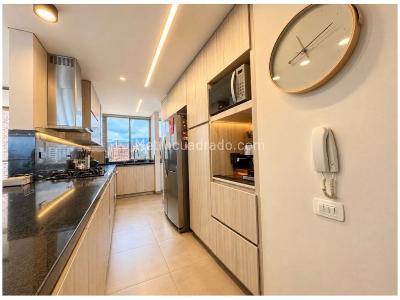 Apartamento de 3 alcobas en venta en Benedictinos, Envigado, 161 m² · foto 5 de 13