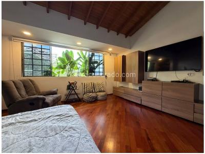 Casa de 4 alcobas en venta en Altos Del Poblado, Medellín, 330 m² · foto 14 de 19