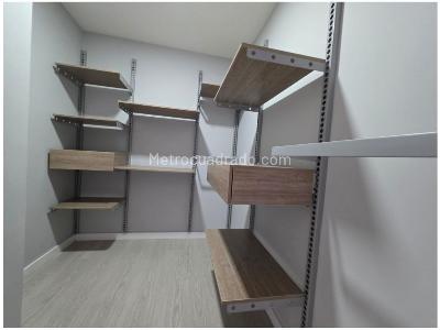Apartamento de 2 alcobas en venta en Avenida Las Palmas, Medellín, 80 m² · foto 13 de 20