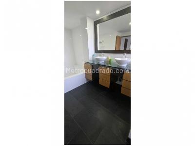 Apartamento en venta en El Campestre, Medellín · foto 4 de 20