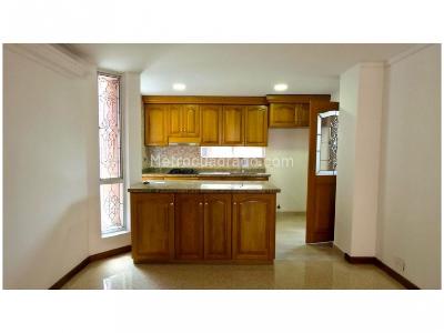 Apartamento de 3 alcobas en venta en Conquistadores, Medellín, 100 m² · foto 4 de 17