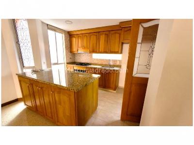 Apartamento de 3 alcobas en venta en Conquistadores, Medellín, 100 m² · foto 5 de 17