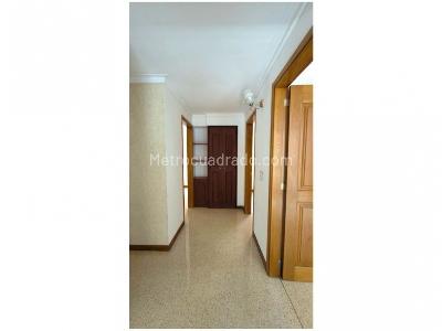 Apartamento de 3 alcobas en venta en Conquistadores, Medellín, 100 m² · foto 8 de 17