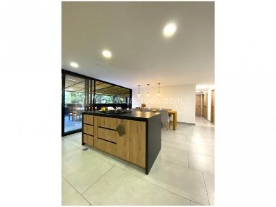 Apartamento de 3 alcobas en venta en La Tomatera, Medellín, 195 m² · foto 5 de 16