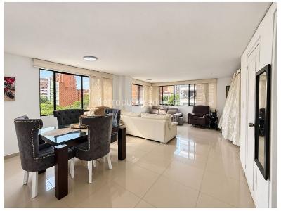 Apartamento de 3 alcobas en venta en Laureles, Medellín, 149 m² · foto 6 de 11