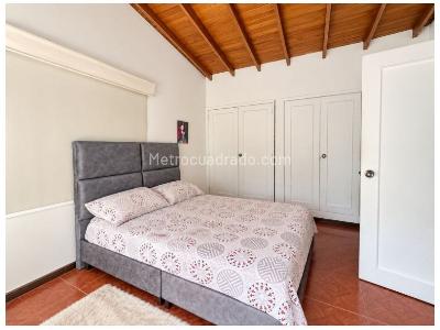Apartamento de 3 alcobas en venta en Laureles, Medellín, 149 m² · foto 9 de 11