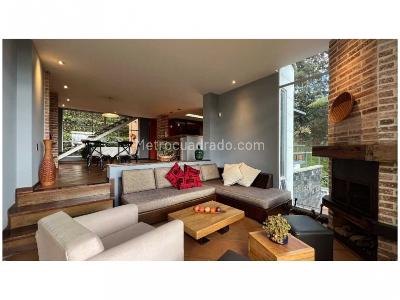 Casa de 4 alcobas en venta en Loma Del Escobero, Envigado, 293 m² · foto 4 de 20