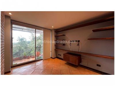 Casa de 4 alcobas en venta en Loma Del Escobero, Envigado, 293 m² · foto 13 de 20