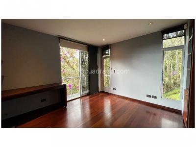 Casa de 4 alcobas en venta en Loma Del Escobero, Envigado, 293 m² · foto 15 de 20