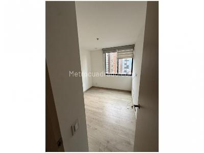 Apartamento de 3 alcobas en venta en Altos Del Poblado, Medellín, 90 m² · foto 5 de 12