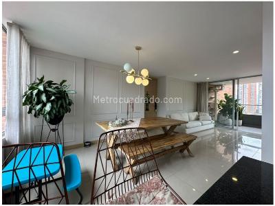 Apartamento de 3 alcobas en venta en Castropol, Medellín, 117 m² · foto 2 de 16