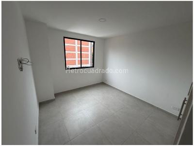 Apartamento de 3 alcobas en venta en La Castellana, Medellín, 116 m² · foto 8 de 20