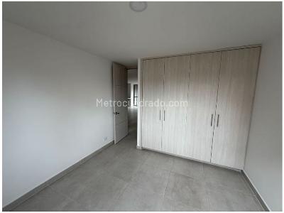 Apartamento de 3 alcobas en venta en La Castellana, Medellín, 116 m² · foto 9 de 20