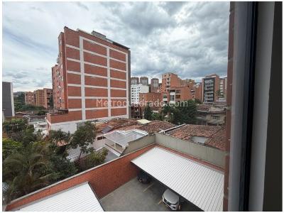 Apartamento de 3 alcobas en venta en La Castellana, Medellín, 116 m² · foto 10 de 20