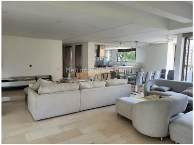 Apartamento de 3 alcobas en venta en Lalinde, Medellín, 270 m² · foto 6 de 14