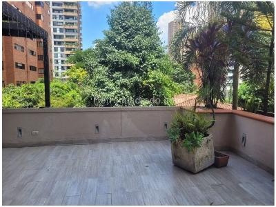 Apartamento de 3 alcobas en venta en Lalinde, Medellín, 270 m² · foto 8 de 14