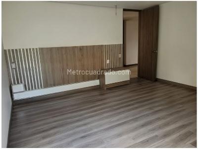 Apartamento de 3 alcobas en venta en Lalinde, Medellín, 270 m² · foto 9 de 14