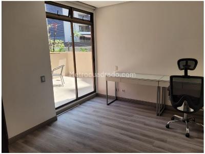 Apartamento de 3 alcobas en venta en Lalinde, Medellín, 270 m² · foto 13 de 14