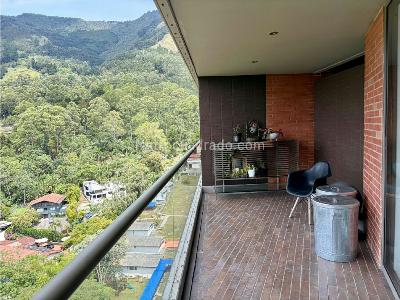 Apartamento de 2 alcobas en venta en El Poblado, Medellín, 189 m² · foto 8 de 16