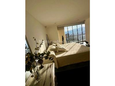 Apartamento de 2 alcobas en venta en El Poblado, Medellín, 189 m² · foto 13 de 16