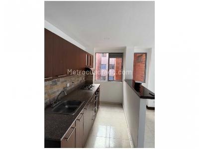 Apartamento de 3 alcobas en venta en La Inmaculada, Envigado, 107 m² · foto 4 de 12