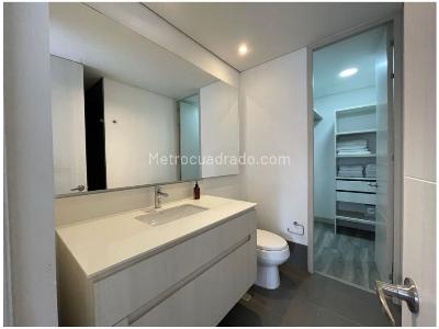 Apartaestudio en venta en El Tesoro, Medellín, 63 m² · foto 11 de 15