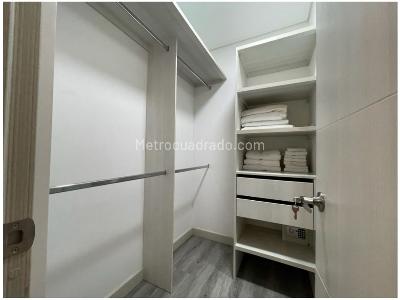 Apartaestudio en venta en El Tesoro, Medellín, 63 m² · foto 13 de 15