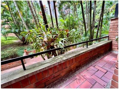 Apartamento de 3 alcobas en venta en La Loma Los Balsos, Medellín, 200 m² · foto 6 de 12