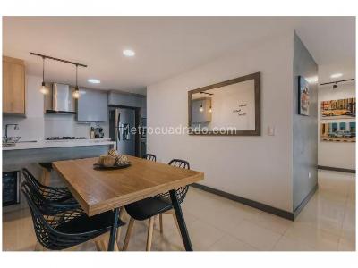 Apartamento de 2 alcobas en venta en La Aguacatala / Parte Baja, Medellín, 80 m² · foto 13 de 20