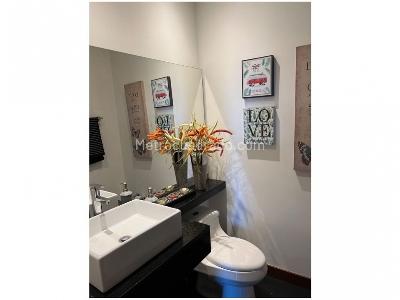 Casa de 5 alcobas en venta en Alto De Las Palmas, Envigado, 488 m² · foto 13 de 20