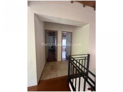 Casa de 5 alcobas en venta en La Sebastiana, Envigado, 408 m² · foto 9 de 17