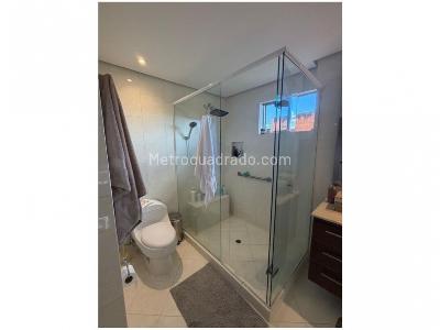 Casa de 5 alcobas en venta en La Sebastiana, Envigado, 408 m² · foto 14 de 17