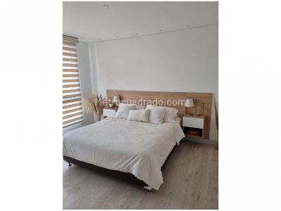Apartamento de 3 alcobas en venta en Loma Del Chocho, Envigado, 104 m² · foto 4 de 7